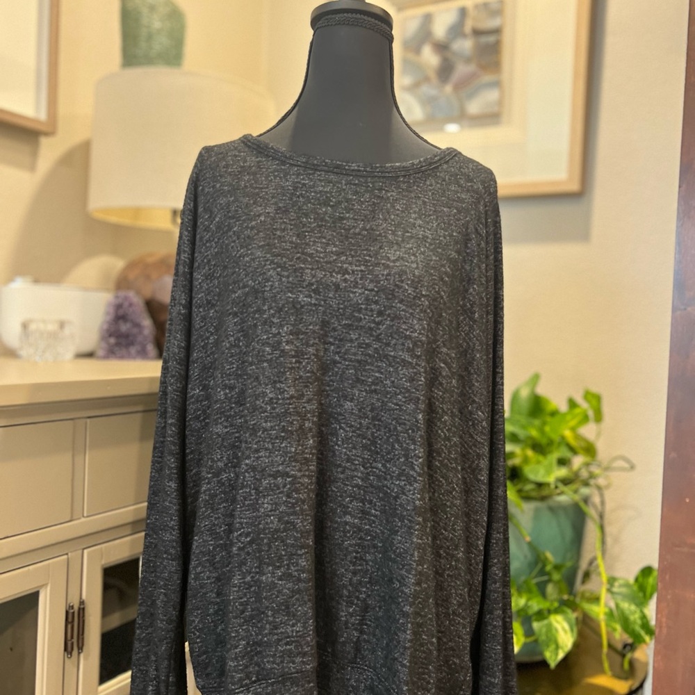 Buffalo Women's Lightweight Black Sweater